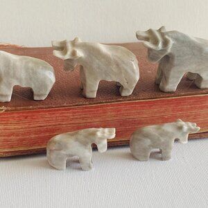 Oxen Figurine Miniatures Hand Carved Stone  Folk Art Animal Sculpture ox cattle